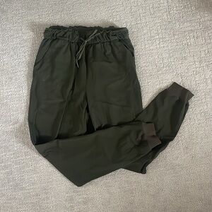 Dark green lululemon jogger